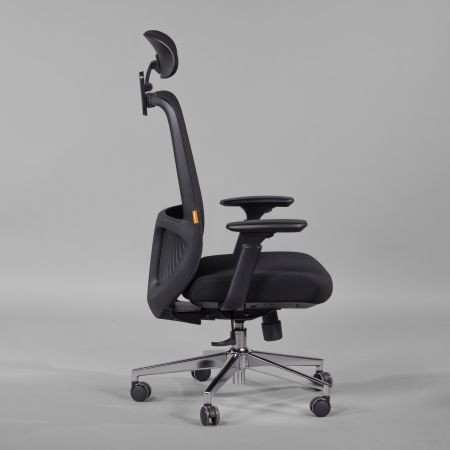 КРЕСЛО CHAIRMAN CH 581
